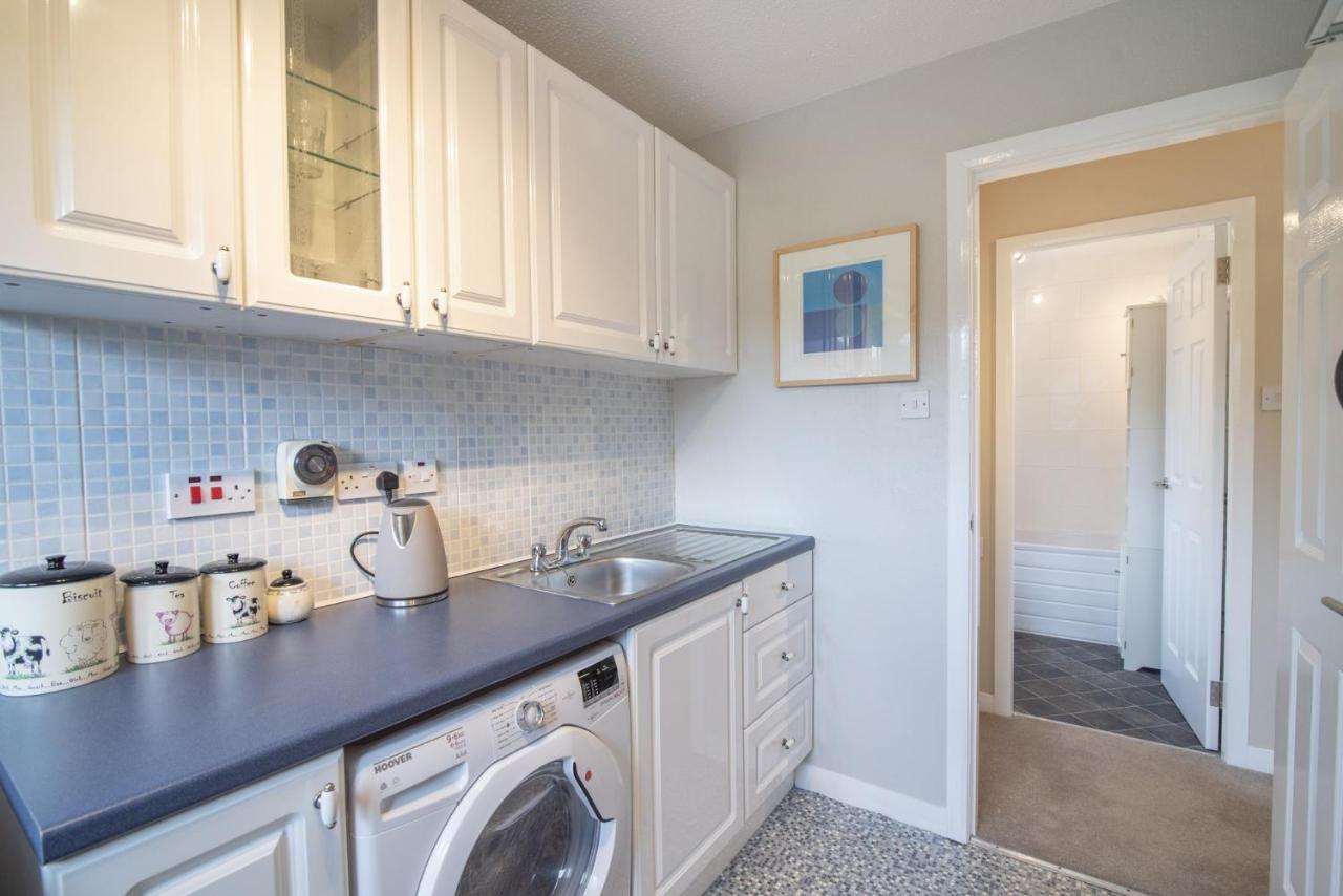 The Kelvin - Peaceful West End River View Property กลาสโกว์ ภายนอก รูปภาพ